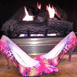 Pink floral Nine West Pumps